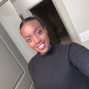 Meet your Posher, Mintsa